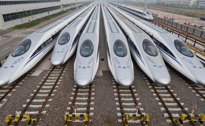 中国高铁蓬勃发展